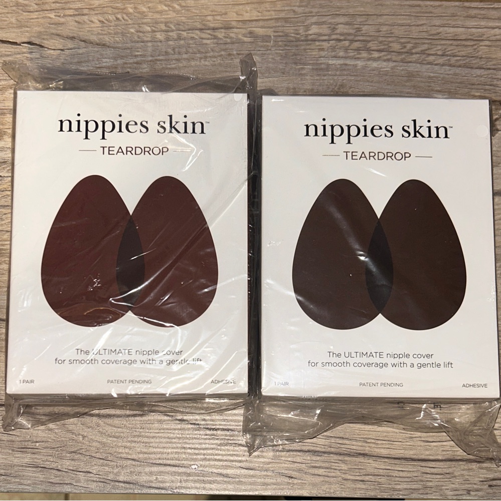 2 Nippies Adhesive Covers  Size 1 AB Cups
